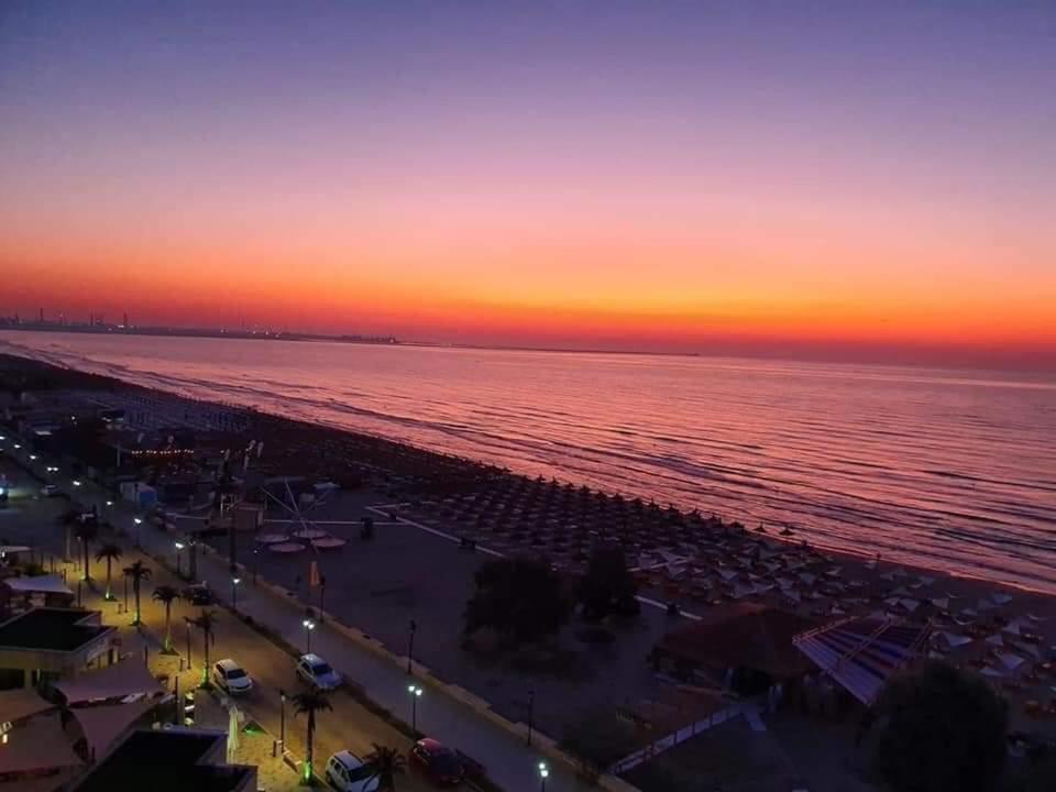 Apartament Rai Alezzi Beach Resort Mamaia Nord Navodari Bagian luar foto